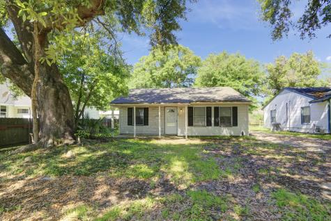 1122 Wagner Street Port Neches TX 77651