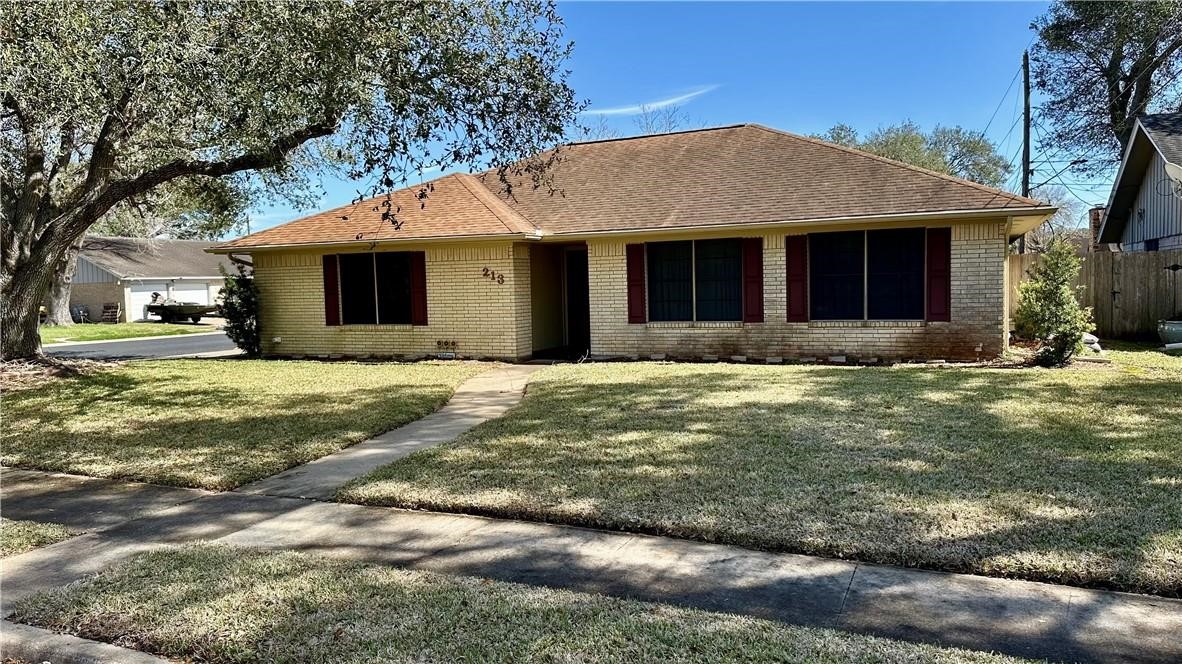 213 Yuma Drive Victoria TX 77904