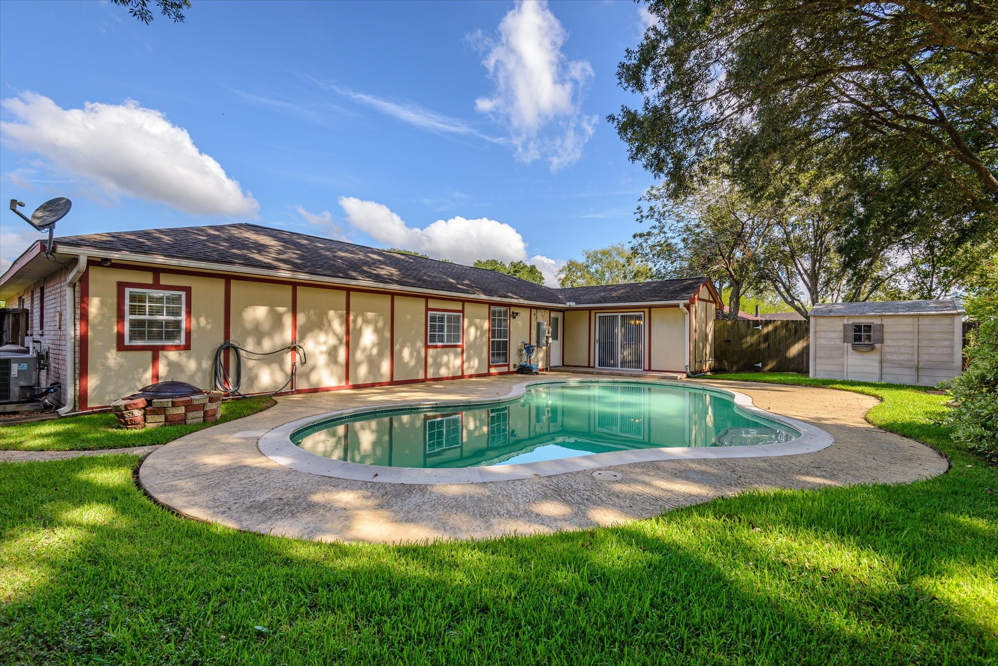 17714 Fife Lane Webster TX 77598