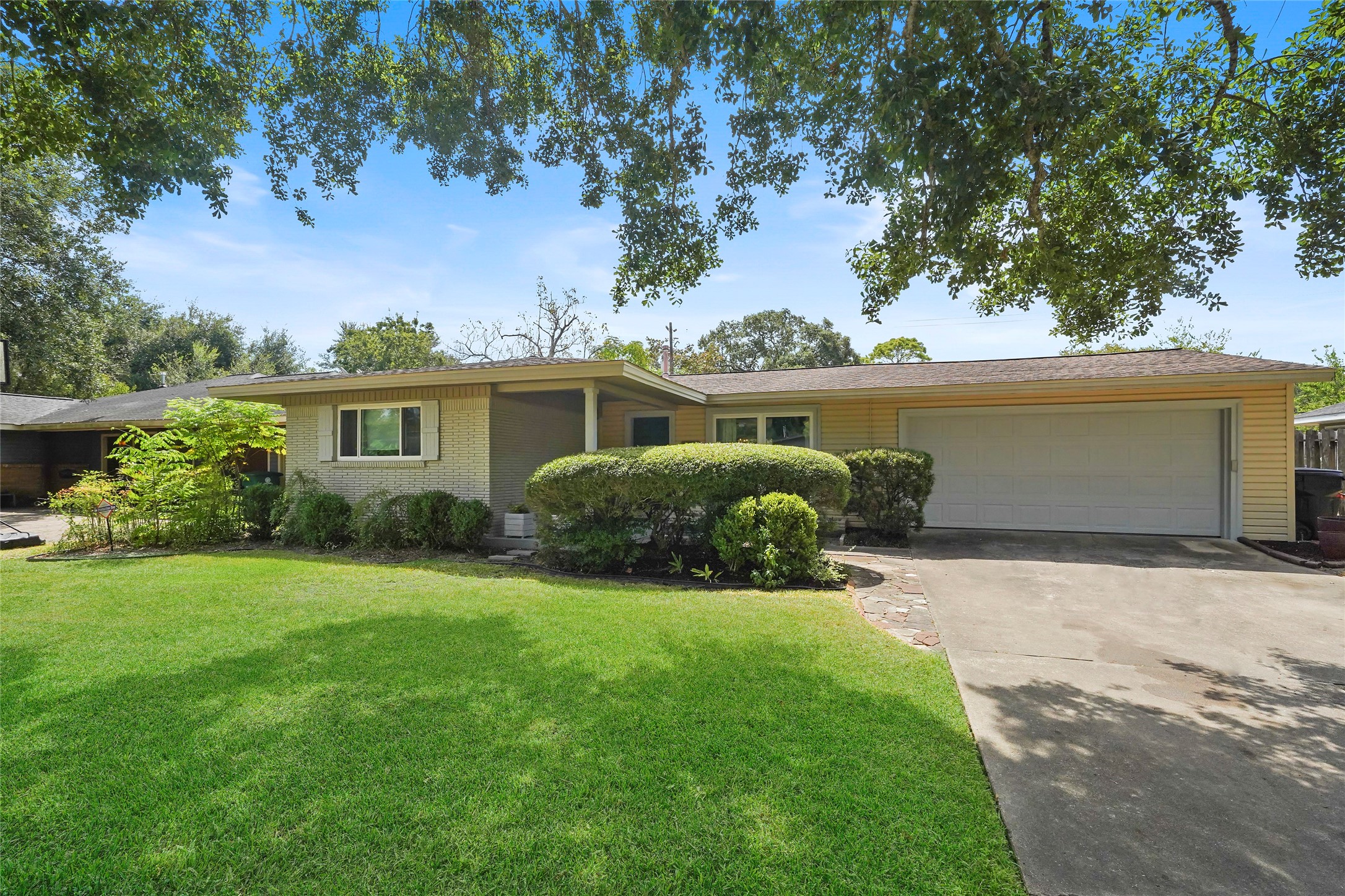 4721 Kinglet Street Houston TX 77035