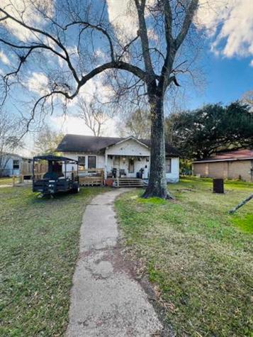 245 N Dewitt Road Vidor TX 77662