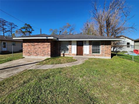 1413 De Boll Street Houston TX 77022