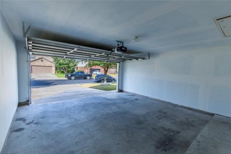 102 Thompson Trail Bastrop TX 78602