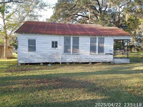 502 Camp Street Alleyton TX 78935