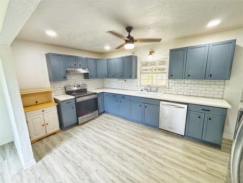 2501 East Houston Avenue Crockett TX 75835