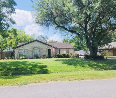 318 Branding Iron Lane Houston TX 77060