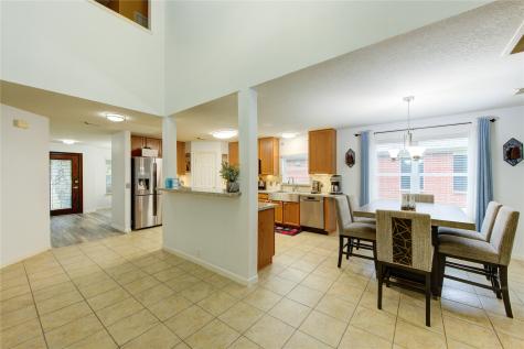 10338 E Summit Canyon Drive Houston TX 77095