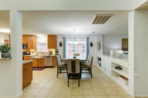 10338 E Summit Canyon Drive Houston TX 77095