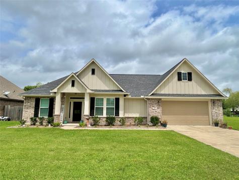 240 Mossy Meadow Drive West Columbia TX 77486