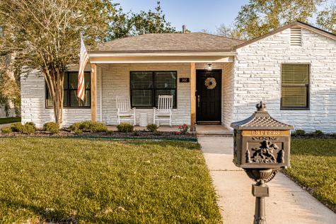 302 W Mansfield Street Brenham TX 77833