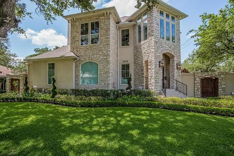 5009 Holly Street Bellaire TX 77401