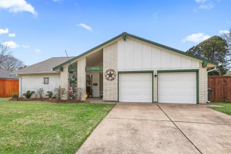 5010 Groveton Lane Pearland TX 77584