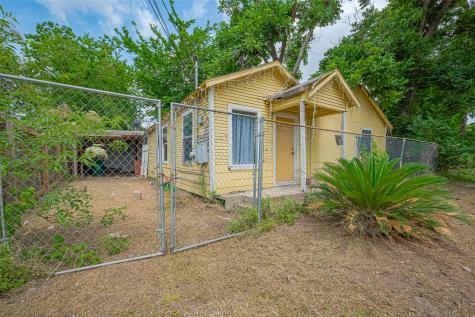 3117 Solo Street Houston TX 77026