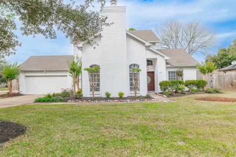 1017 Londonderry Avenue Friendswood TX 77546