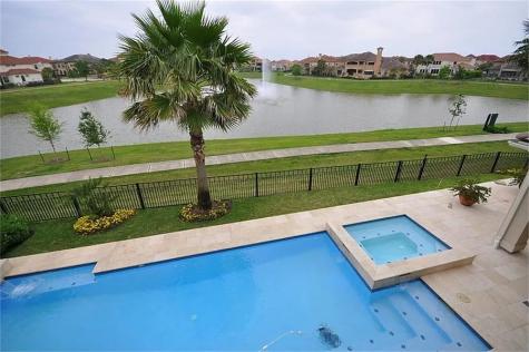 2111 Diamond Spring Drive Houston TX 77077
