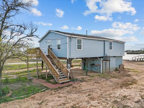 1048 16th Street Dickinson TX 77539
