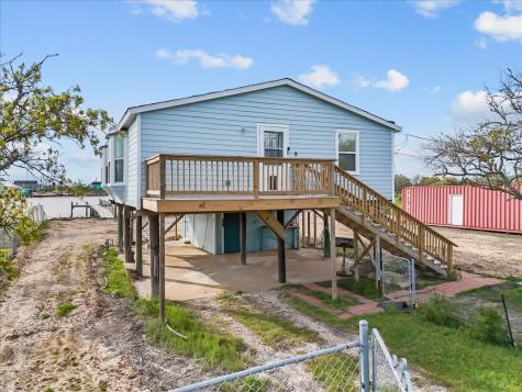 1048 16th Street Dickinson TX 77539