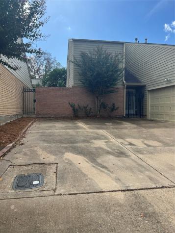16618 Park Green Way Houston TX 77058