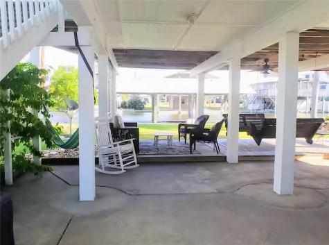 22201 Matagorda Drive Galveston TX 77554