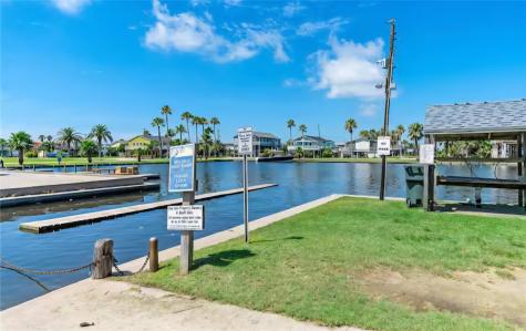 22201 Matagorda Drive Galveston TX 77554