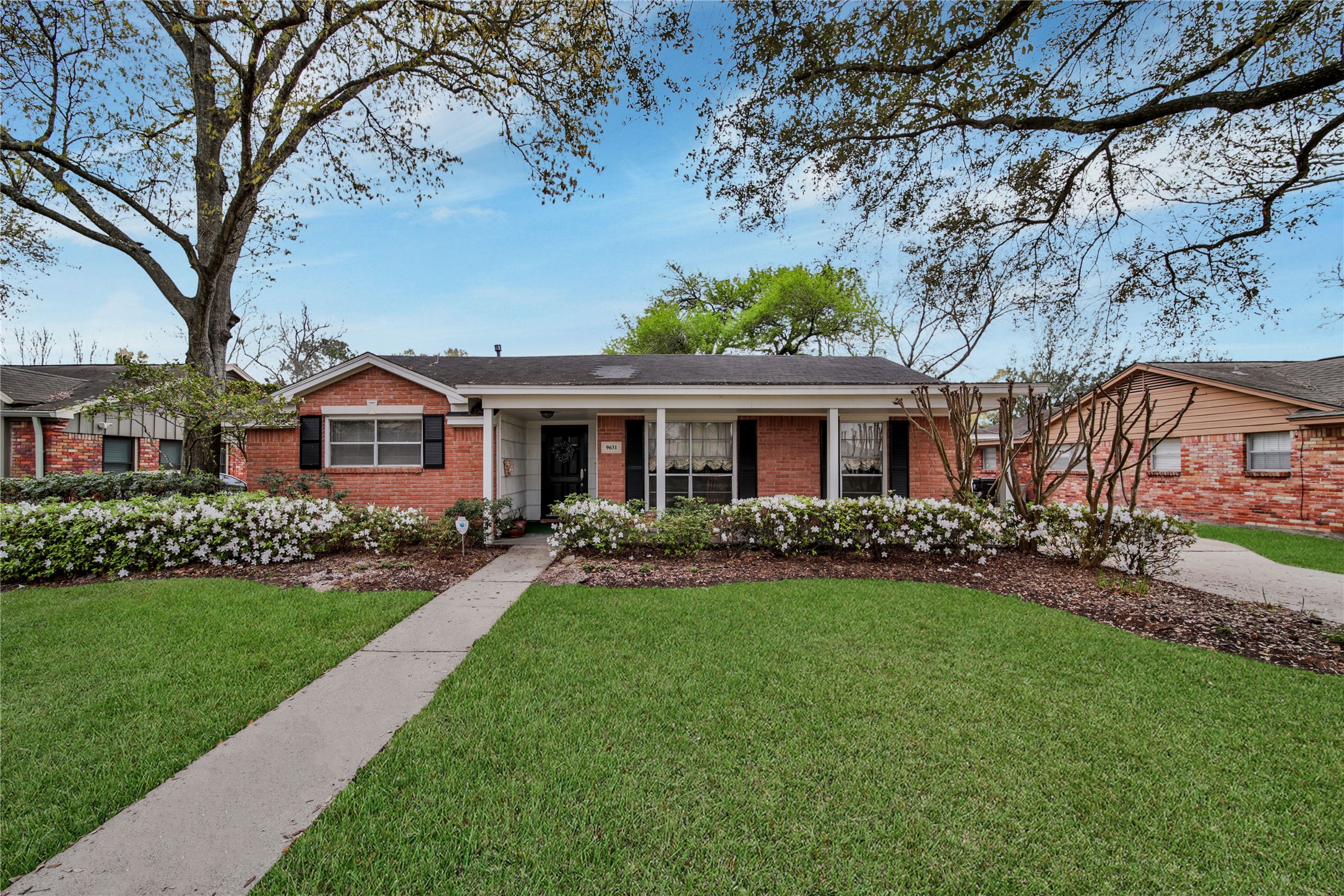 9631 Val Verde Street Houston TX 77063