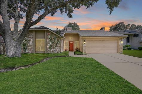 9907 Sage August Lane Houston TX 77089