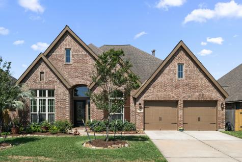 1966 Beacon Springs Court Pearland TX 77584