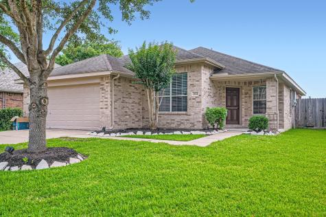 2604 Hewn Rock Way Pearland TX 77584