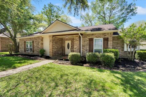 1407 Osborne Drive Friendswood TX 77546