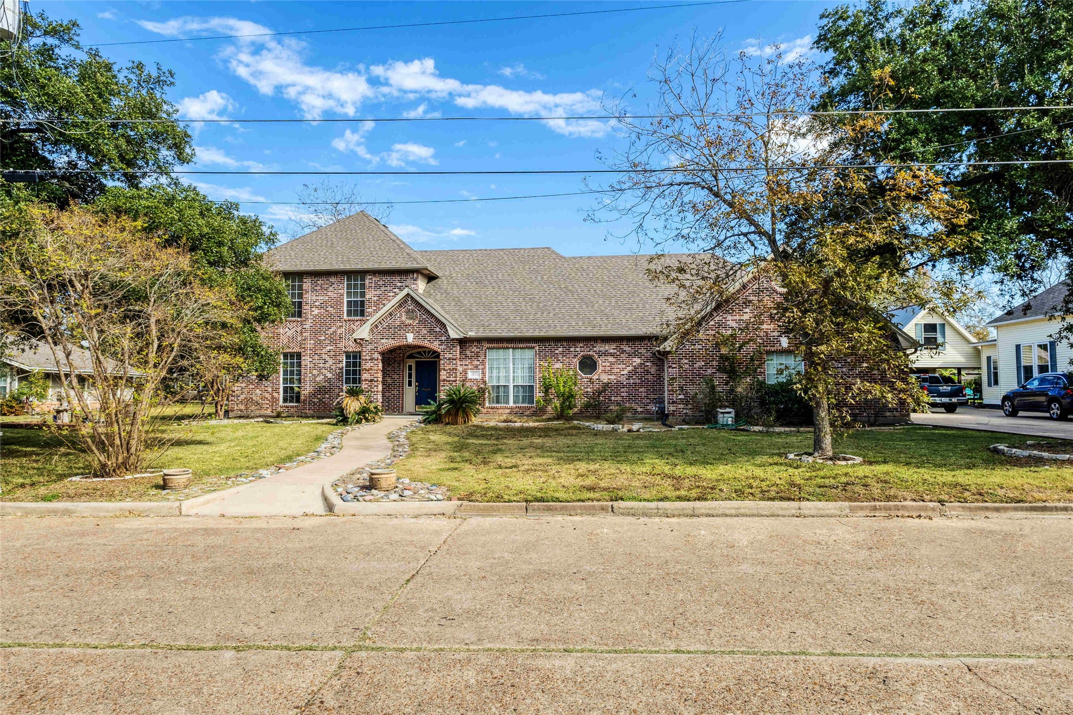 411 Church Street Navasota TX 77868