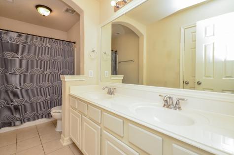 13906 Tinsley Court Houston TX 77014