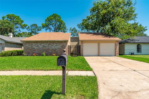16407 Tibet Road Friendswood TX 77546