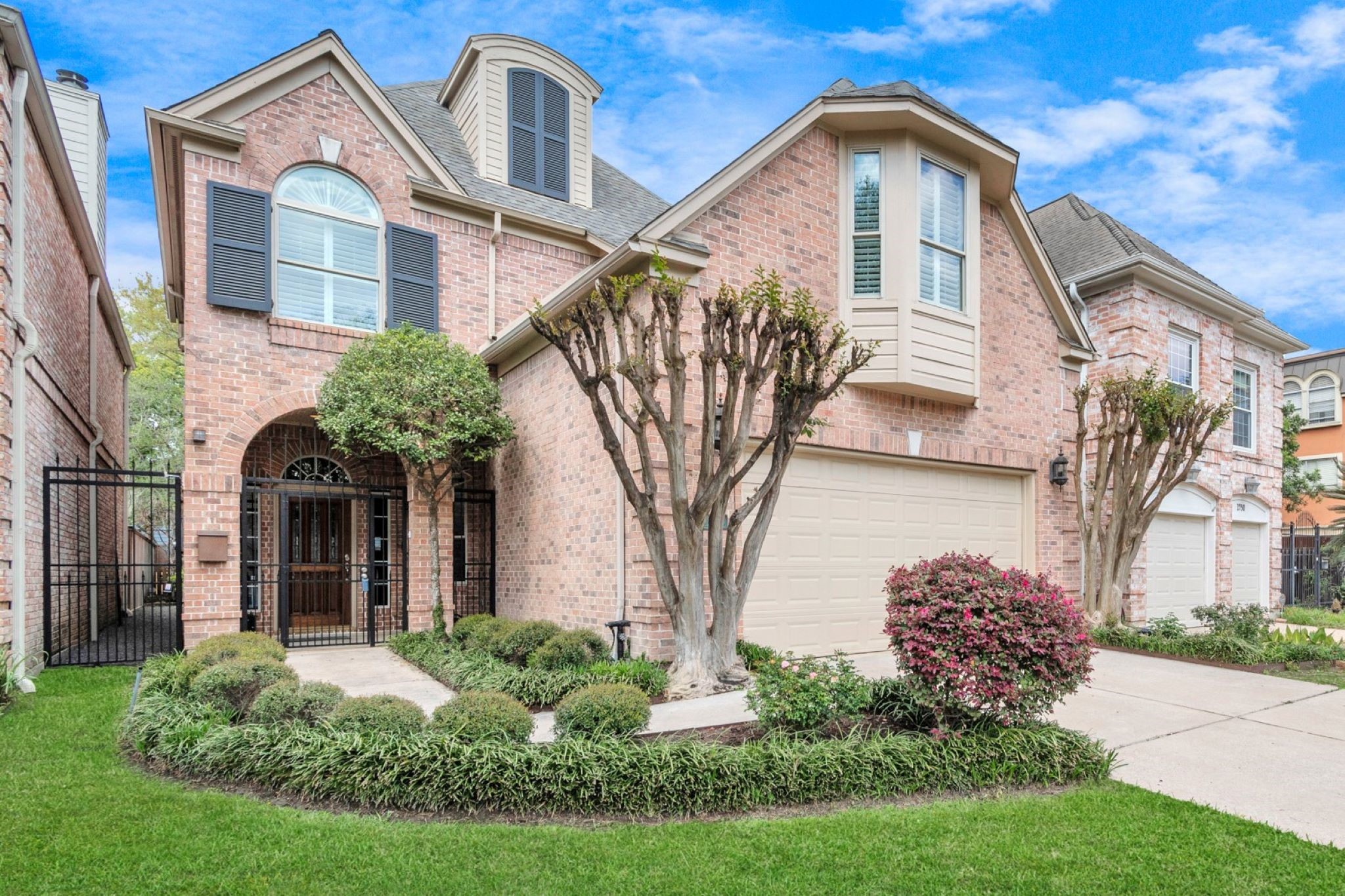 1932 Norfolk Street Houston TX 77098