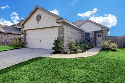 8615 Oak Grove Street Baytown TX 77521