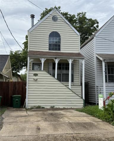 1226 W Drew Street B Houston TX 77006