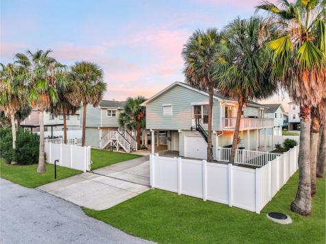 22113 Lampasas Drive Galveston TX 77554