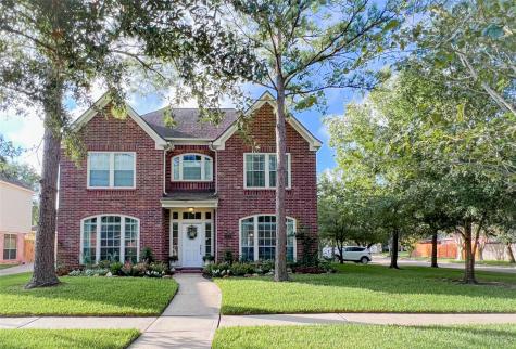 2025 Barrington Pointe Drive League City TX 77573