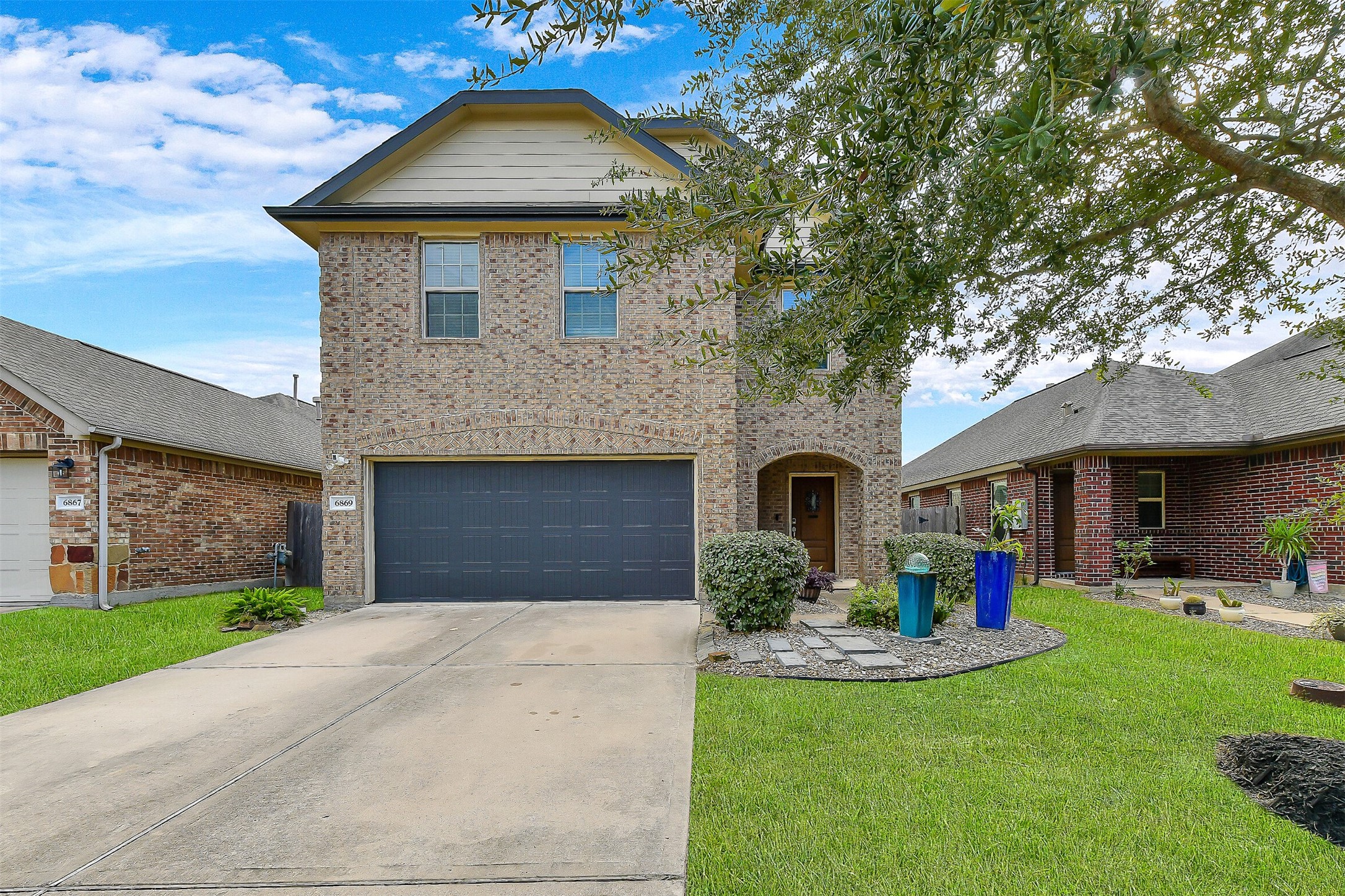 6869 Dogwood Cliff Lane Dickinson TX 77539