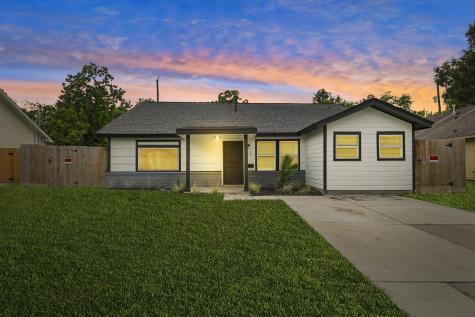 5018 Idaho Street Houston TX 77021