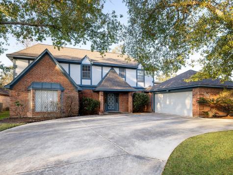 2122 N Fountain Valley Drive Missouri City TX 77459