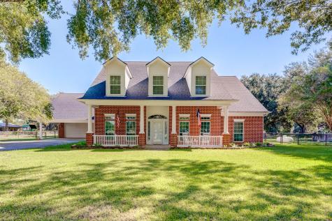 410 Brazos Hill Lane Sealy TX 77474
