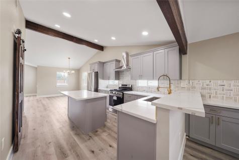 5728 Avenue R Galveston TX 77551