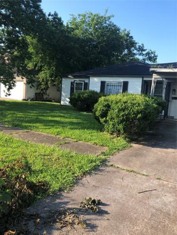 5326 Longmeadow Street Houston TX 77033