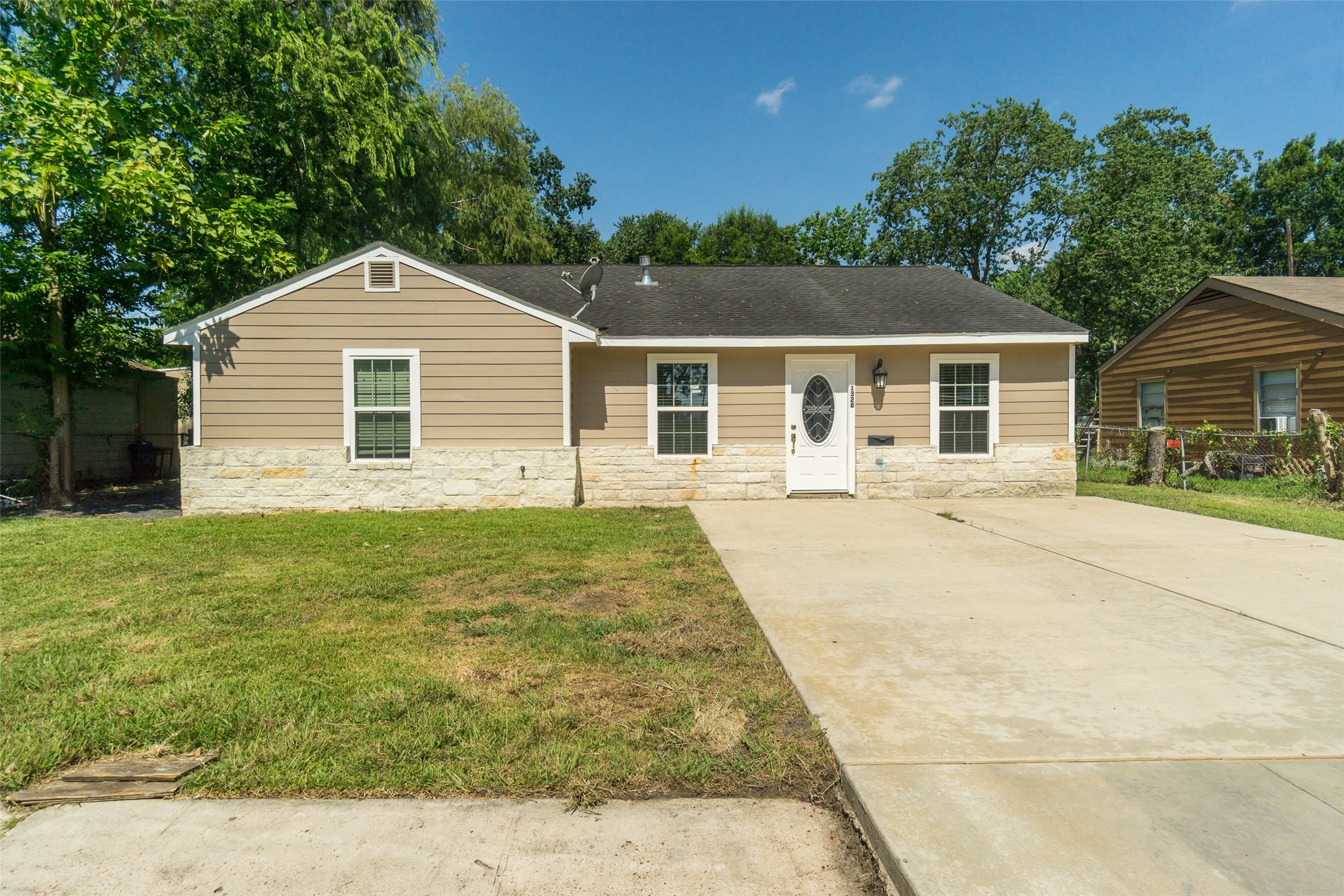 1328 Jennifer Lane Houston TX 77029