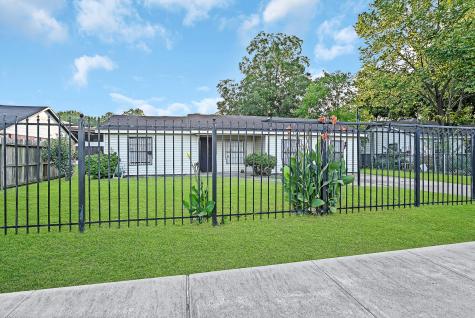 11733 Rubenstein Street Houston TX 77076