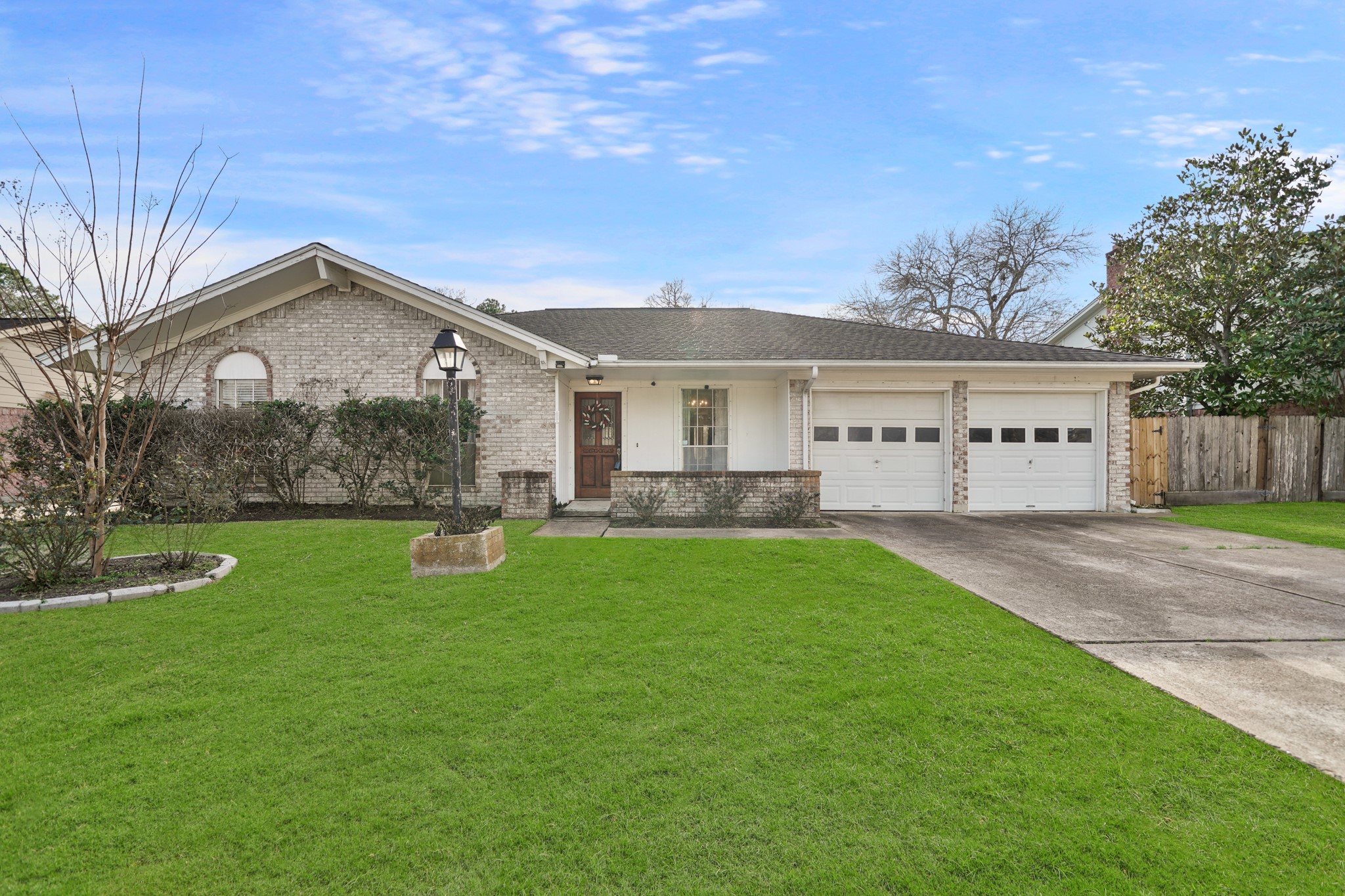 1820 Winding Creek Drive Pearland TX 77581