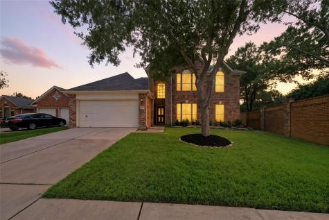2715 Beacon Bay Circle Friendswood TX 77546