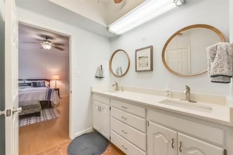 1236 Sailfish Street Bayou Vista TX 77563