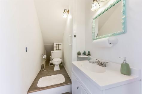 1236 Sailfish Street Bayou Vista TX 77563