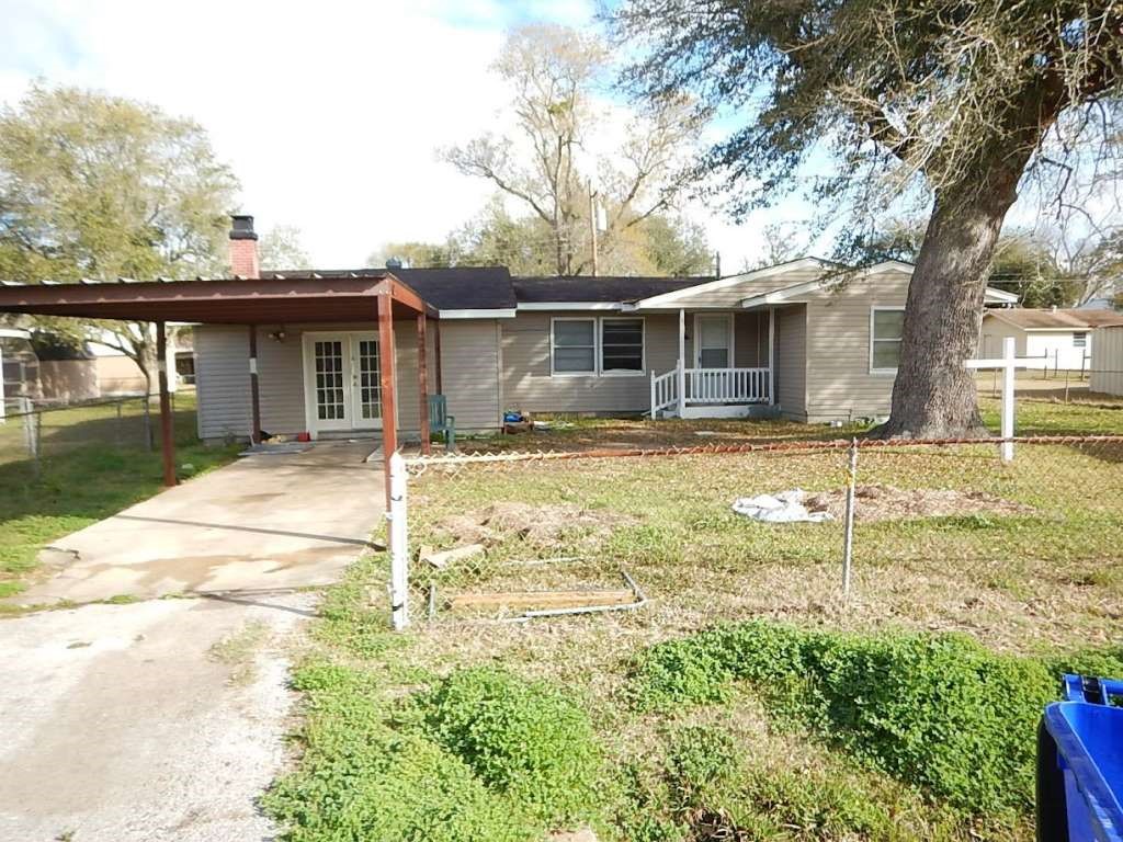3012 Hogg Street West Orange TX 77630